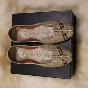 Punjabi Jutti Gold and Marroon